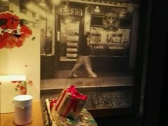-星巴克(北京中关村北京国际店)