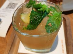 -星巴克臻选(上海合生汇1F店)