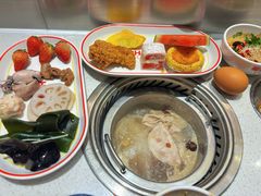 -龍歌自助小火锅(市北CBD万达店)