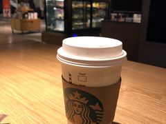 -星巴克(静安嘉里中心B2店)