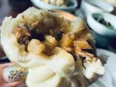 小龙虾三丁包-扬州香格里拉·香宫中餐厅