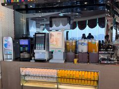 -荣誉国际酒店-云顶旋转餐厅