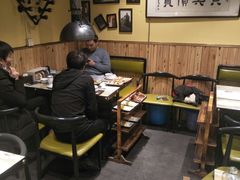 -燚店·铁板鱼蛙·烤肉·烤串(北新桥店)