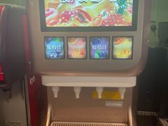 -萨莉亚意式餐厅(华泾天街店)