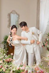 -蒙娜丽莎婚纱摄影(南门店)