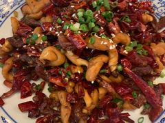 -临界音乐酒馆·小龙虾·江湖菜(华熙LIVE·鱼洞店)