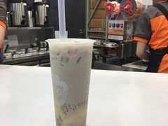 焦糖网红奶茶-CoCo都可(中华广场店)