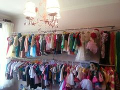 服装房-正午照相馆·全家福·证件照·轻写真