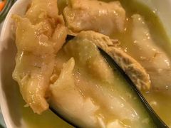 -鲜入围煮花胶鸡海鲜火锅