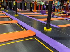 -Tenker Club弹刻极限主题公园 · 蹦床 · 团建 · 生日派对(大关店)