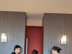 -鸽子侯·家宴·平价海鲜(绿地店)