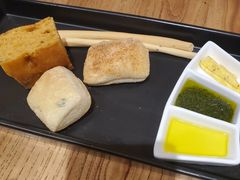 餐前面包棍-安妮意大利餐厅(世贸天阶店)