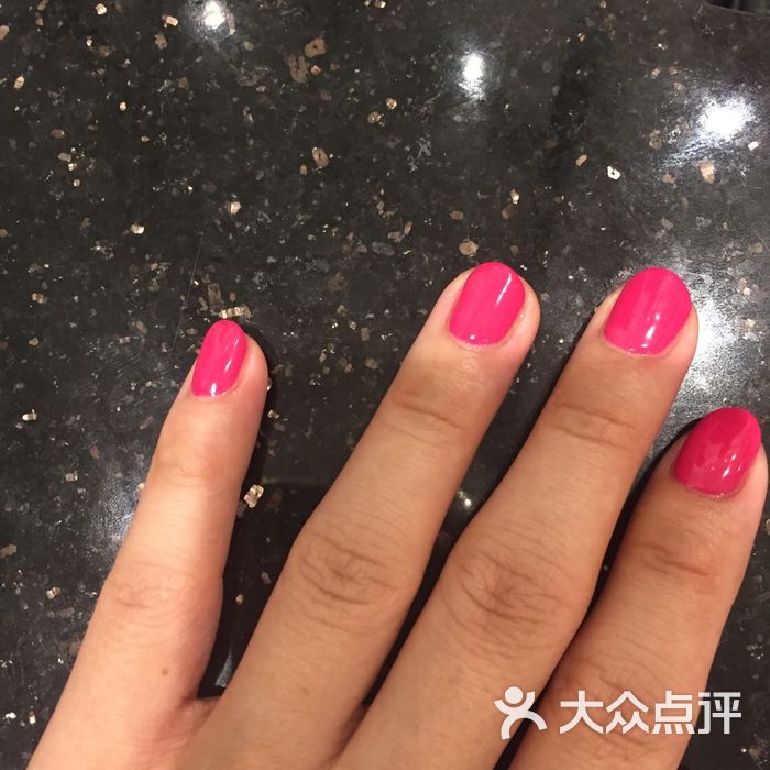 刘娟美甲沙龙