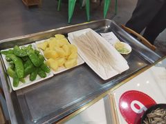 -哈尔滨烧烤·山河村铁锅炖(交大店)