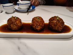 -梅飞酒家(名辉豪庭店)