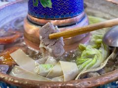 -毛辣果·贵州红酸汤牛肉火锅(西单店)