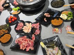 -啊美丽炭火烤肉(滑翔一店)