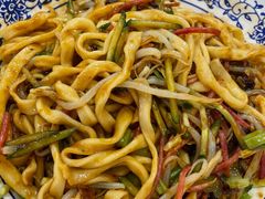 老北京炸酱面-门框胡同百年卤煮(新街口店)