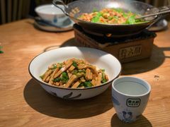 -费大厨辣椒炒肉(万家丽一店)