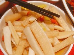 龙巢脆萝卜-龙巢盱眙龙虾·牛蛙·烧烤宵夜(八卦岭店)