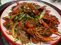 -乡土黄·鲜牛肉火锅·小龙虾(兴业街店)