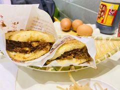 牛肉烧饼（多肉）-穆得·老周家牛肉烧饼(普利街店)