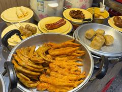 -柳州肥姨妈大骨螺蛳粉(曹路店)