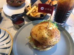 -必胜客(新辰里酒仙桥店)