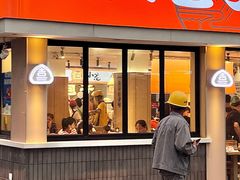 门面-周三包子(承德路店)