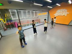 -U.P流行舞蹈文化艺术中心(财富星座店)