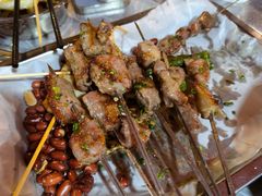 黑猪小油边-串小白烧烤(金沙洲店)