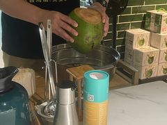 -三个椰子·现砍椰子鸡(金源CBD店)