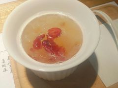 蔓越莓桃胶炖银耳-炖物24章·顺时轻养茶(杭州大厦店)