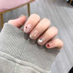 -瞧·享轻奢美甲美睫