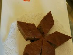 甜点：枣糕-民族饭店-四季餐厅