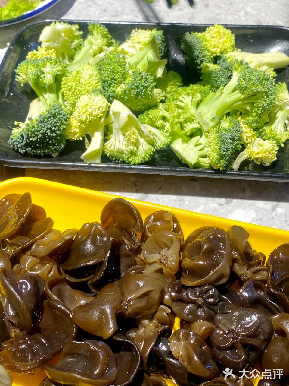 去拉萨听劝！吃这家酸汤牦牛肉火锅