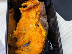 -蜜桃餐厅·伴山(湖滨商业街店)