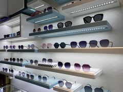 -潘多拉眼镜·蔡司依视路明月(潘家园店)