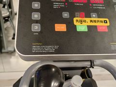 -发条鸭无人健身房(浦东北艾路店)