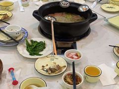 -菌之家·专业纯野生菌火锅·特色炒菌