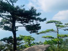 -罗田薄刀峰风景区