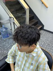 点击看大图 -藤野造型专业烫染接发