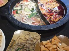 -宽板凳老灶火锅(外馆斜街店)