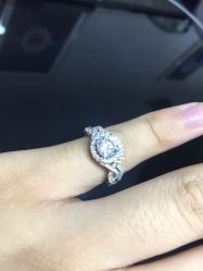 -威德钻石-克拉钻大本营(南京东路店)