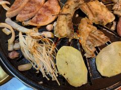 -胡悦里韩式烤肉(芝罘万达广场店)