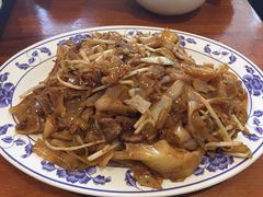 干炒牛河-玫瑰苑烧腊饭店