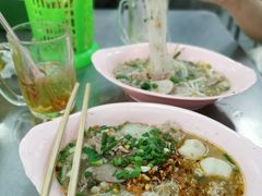 -榮泰米粉湯(Left Shop)