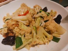 -江城小馆陕南妈妈菜·全球旅行餐厅(钟楼店)