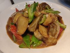 -红东阁东北菜烤肉酒馆(CROSS万象汇店)