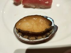 -大中华希尔顿酒店-念自助餐·嗨啤·小龙虾